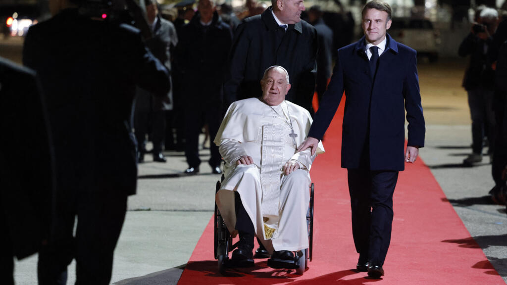 Pope Francis calls for unity and 'dynamic' secularism in first visit to Corsica