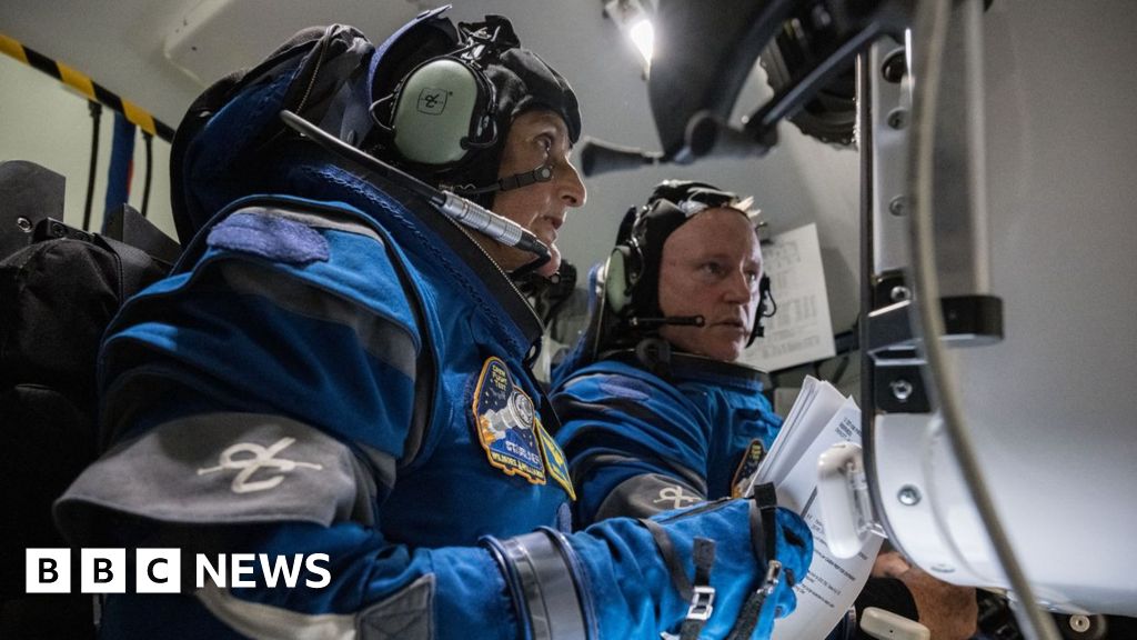 Nasa astronauts Butch and Suni face further delay in homcoming