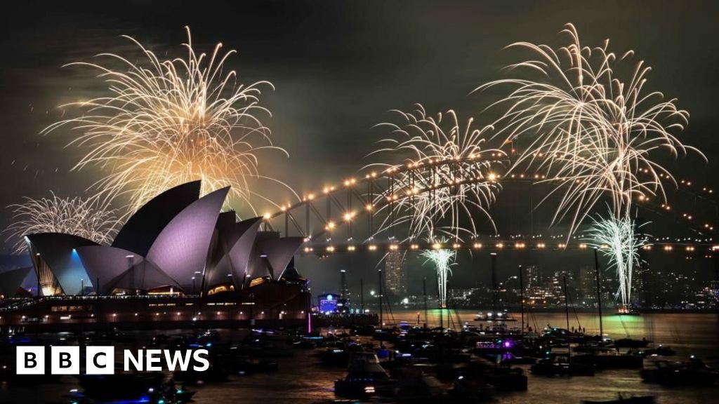 Watch: New Zealand and Australia new year celebrations