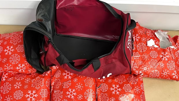 N.Z. customs officials say Canadian caught with gift-wrapped methamphetamine